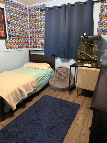 2021 W Acacia St, Stockton, CA 95203