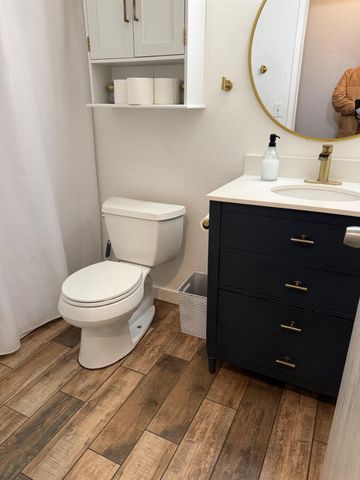 2021 W Acacia St, Stockton, CA 95203