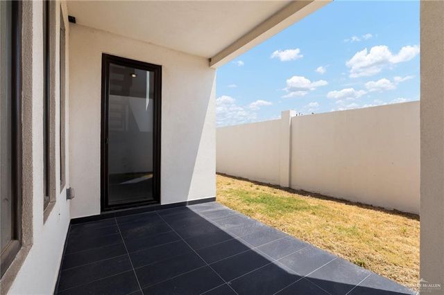 6710 N 11th Lane, Mcallen, TX 78504