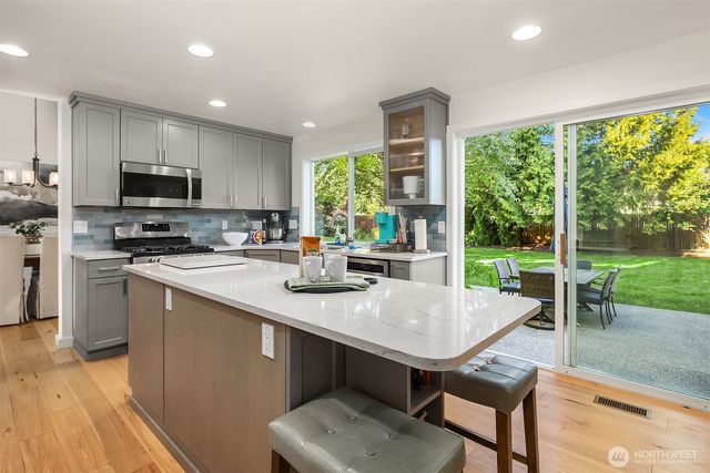 4410 325th Avenue NE, Carnation, WA 98014
