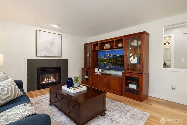 4410 325th Avenue NE, Carnation, WA 98014