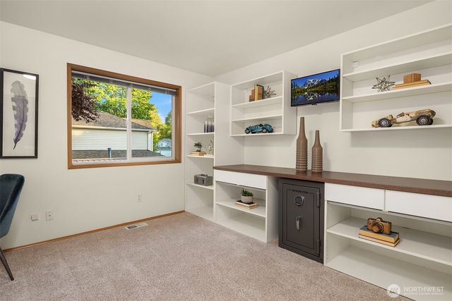 4410 325th Avenue NE, Carnation, WA 98014