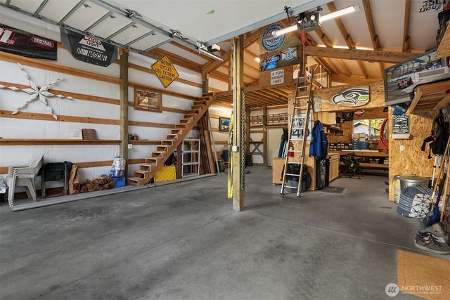 4410 325th Avenue NE, Carnation, WA 98014