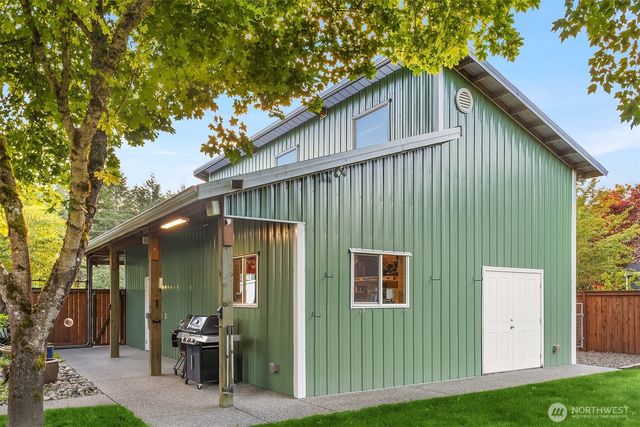 4410 325th Avenue NE, Carnation, WA 98014