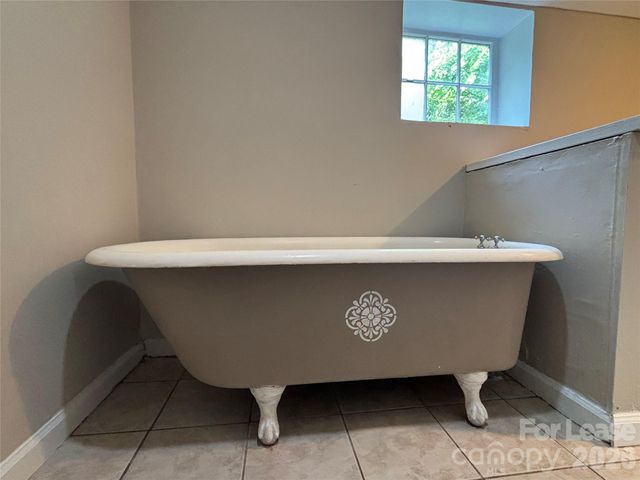 975 Old Charlotte Road SW, Concord, NC 28027