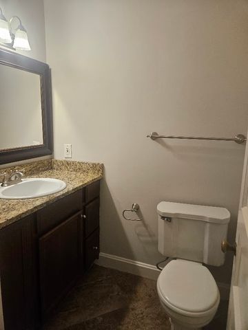 3501 Foxhall Rd, Nashville, TN 37215