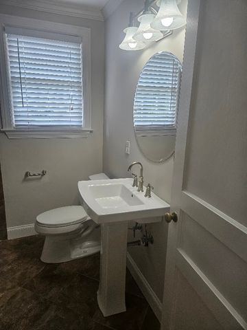 3501 Foxhall Rd, Nashville, TN 37215