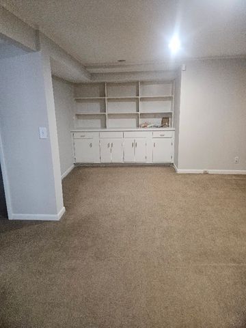3501 Foxhall Rd, Nashville, TN 37215