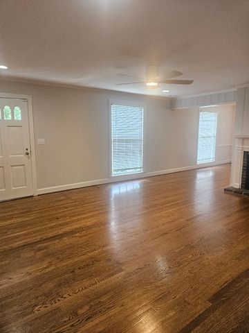 3501 Foxhall Rd, Nashville, TN 37215
