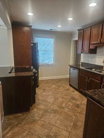 3501 Foxhall Rd, Nashville, TN 37215