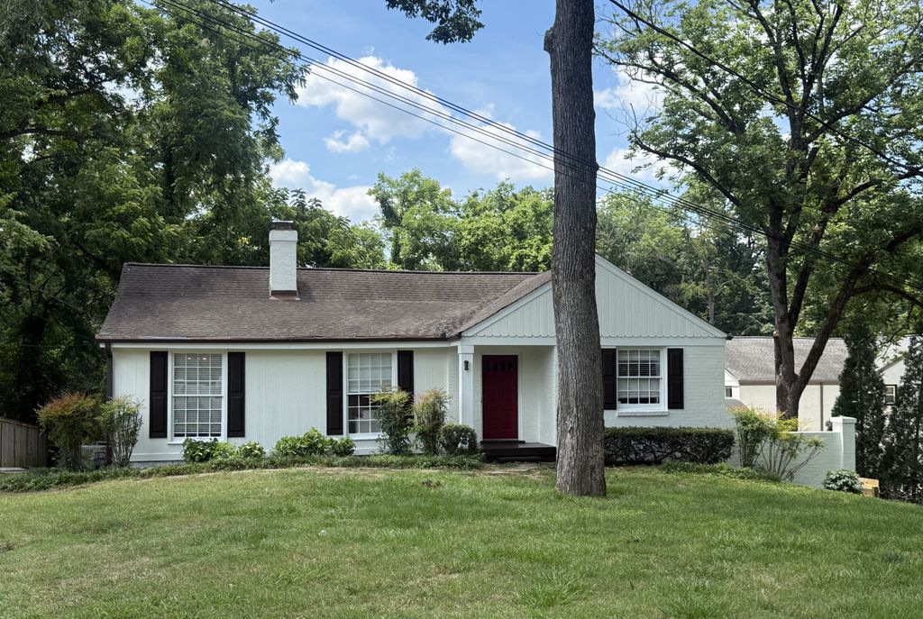 3501 Foxhall Rd, Nashville, TN 37215