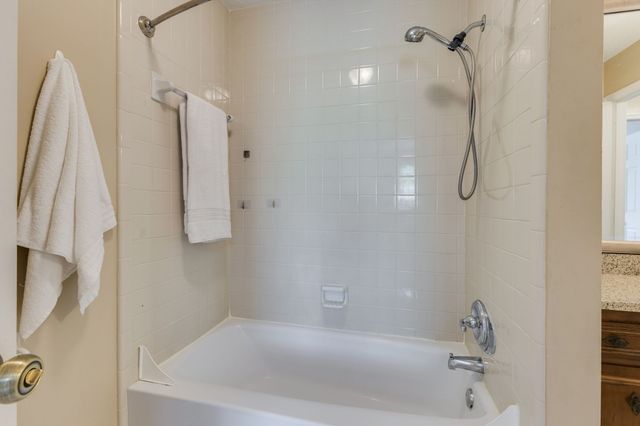 5768 Stone Brook Dr, Brentwood, TN 37027