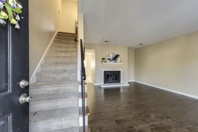 5768 Stone Brook Dr, Brentwood, TN 37027