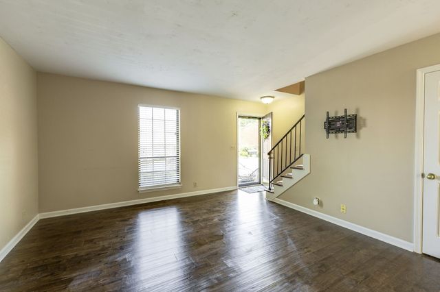 5768 Stone Brook Dr, Brentwood, TN 37027