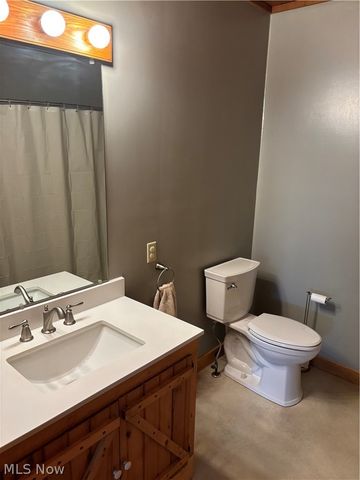 3242 Schneiders Crossing Road NW D, Dover, OH 44622
