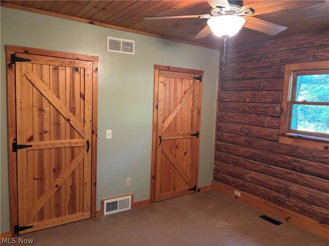3242 Schneiders Crossing Road NW D, Dover, OH 44622