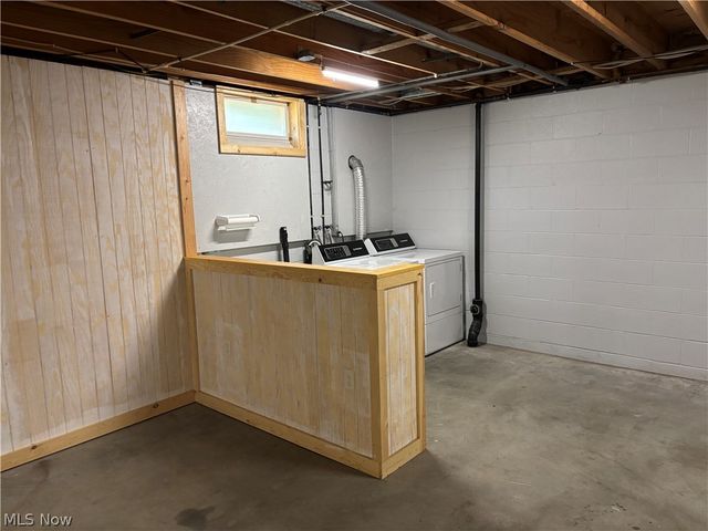 3242 Schneiders Crossing Road NW D, Dover, OH 44622