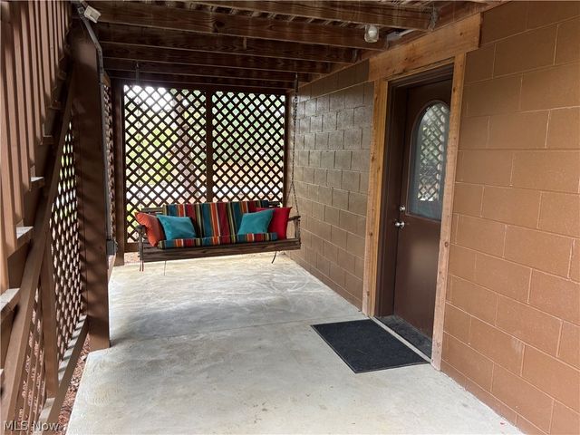 3242 Schneiders Crossing Road NW D, Dover, OH 44622
