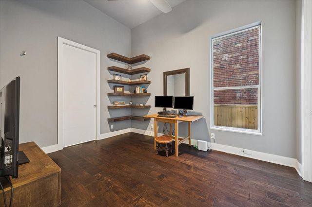 5201 Linden Street, Bellaire, TX 77401