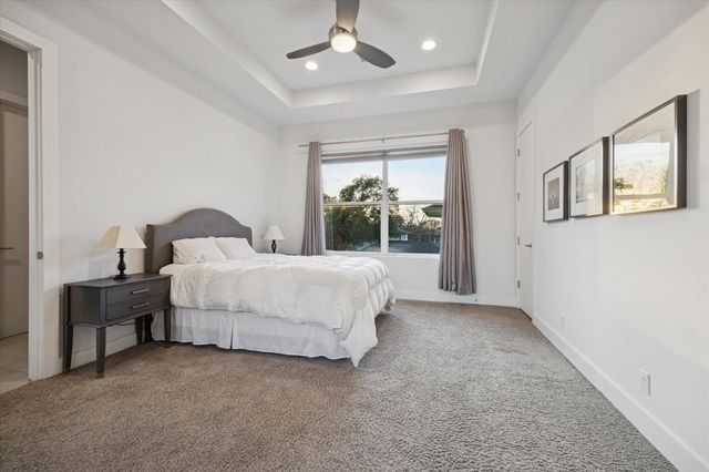 5201 Linden Street, Bellaire, TX 77401