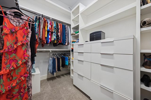 5201 Linden Street, Bellaire, TX 77401