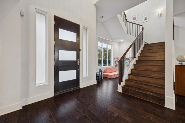 5201 Linden Street, Bellaire, TX 77401