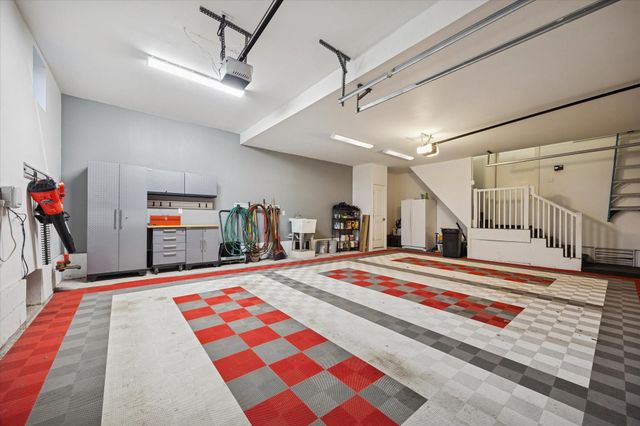 5201 Linden Street, Bellaire, TX 77401