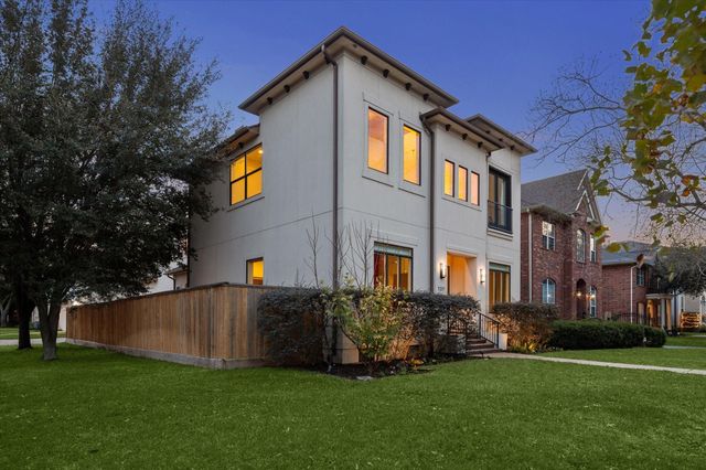 5201 Linden Street, Bellaire, TX 77401