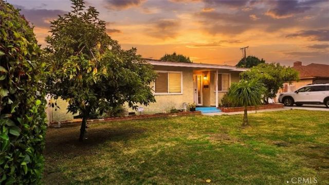 423 E Francisquito, West Covina, CA 91790