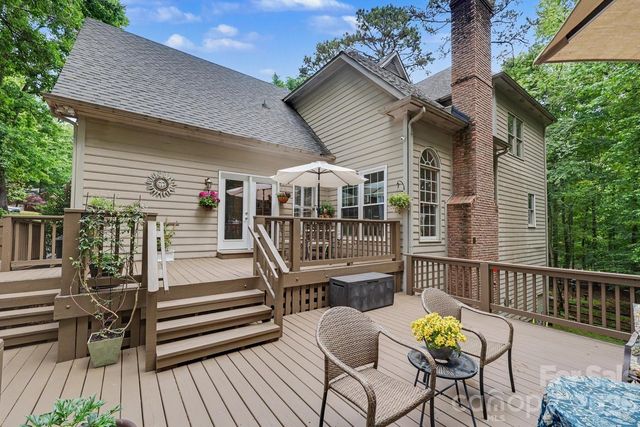1218 Gateshead Lane, Matthews, NC 28105
