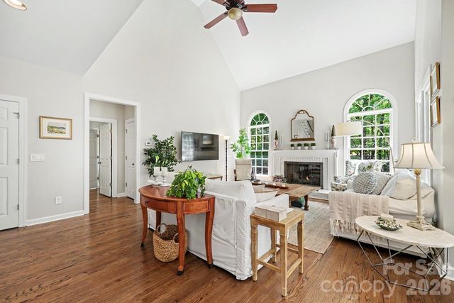 1218 Gateshead Lane, Matthews, NC 28105