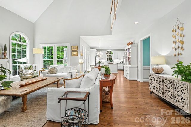 1218 Gateshead Lane, Matthews, NC 28105