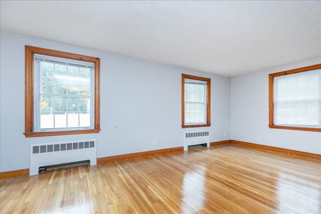 20 Wright St, North Reading, MA 01864
