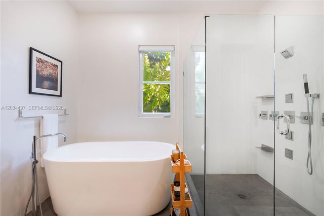 533 Anastasia Ave 533, Coral Gables, FL 33134