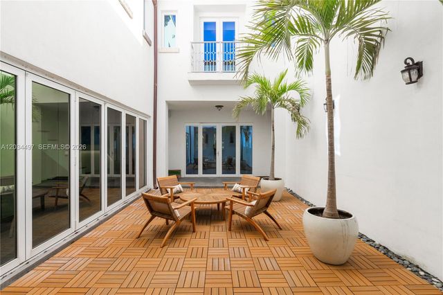 533 Anastasia Ave 533, Coral Gables, FL 33134
