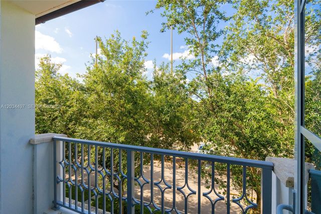 533 Anastasia Ave 533, Coral Gables, FL 33134