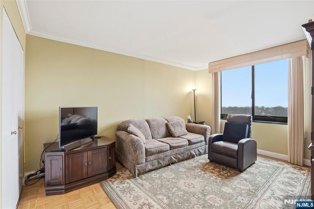 1512 Palisade Avenue 14R, Fort Lee, NJ 07024