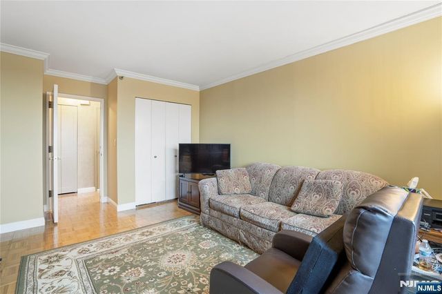 1512 Palisade Avenue 14R, Fort Lee, NJ 07024