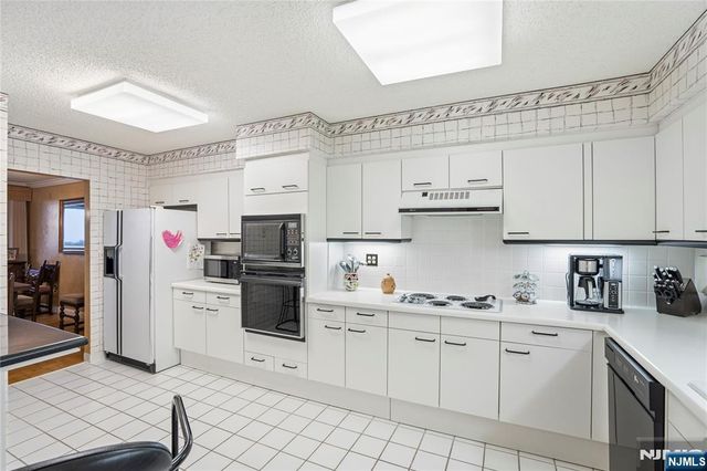 1512 Palisade Avenue 14R, Fort Lee, NJ 07024