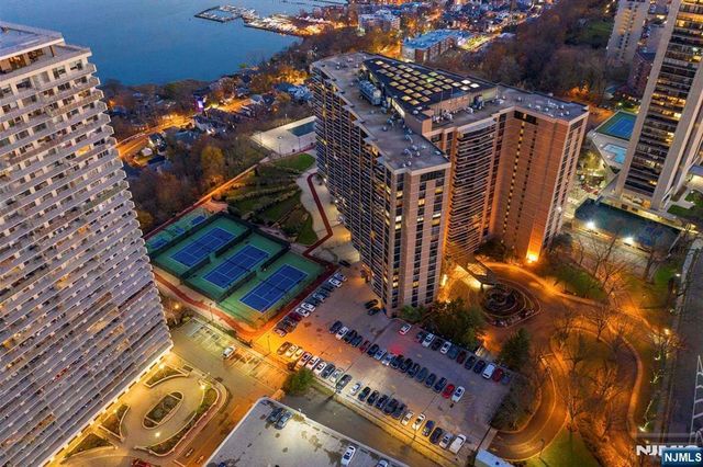 1512 Palisade Avenue 14R, Fort Lee, NJ 07024