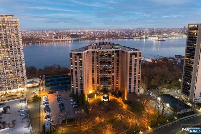 1512 Palisade Avenue 14R, Fort Lee, NJ 07024