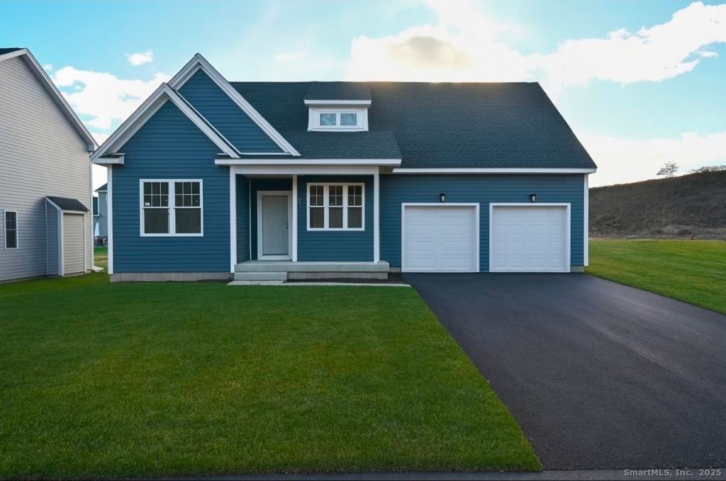 69 Cambridge Court, Simsbury, CT 06070