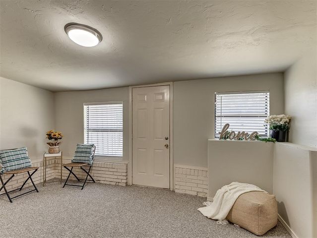 111 Oakside Drive, Moore, OK 73160