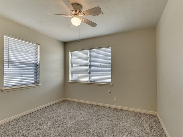 111 Oakside Drive, Moore, OK 73160