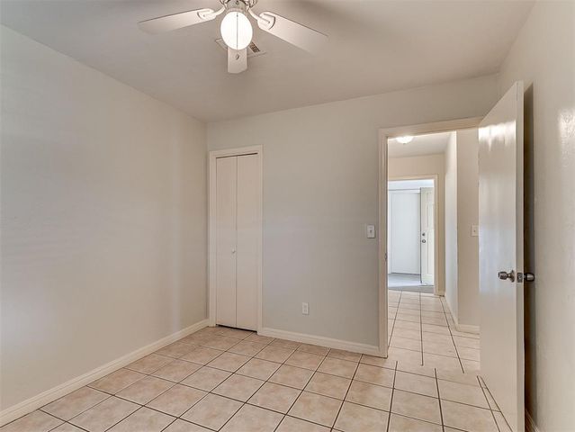 111 Oakside Drive, Moore, OK 73160