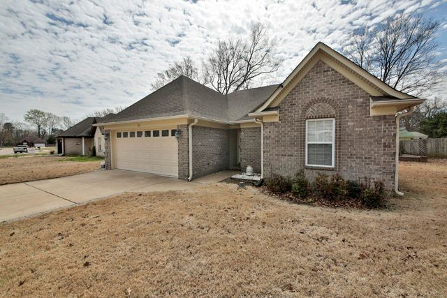 15 PARKSIDE CV, Munford, TN 38058