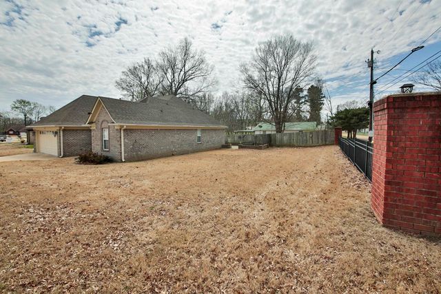 15 PARKSIDE CV, Munford, TN 38058