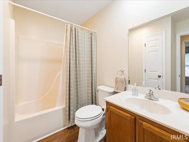 3811 S Pepper Chase, Bloomington, IN 47401