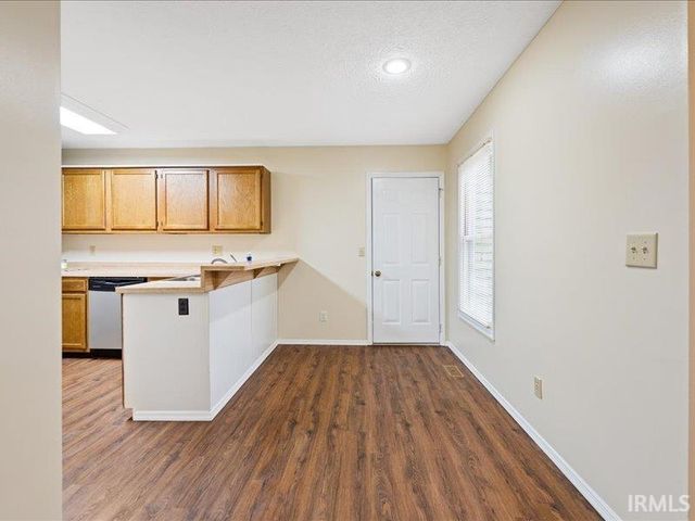 3811 S Pepper Chase, Bloomington, IN 47401