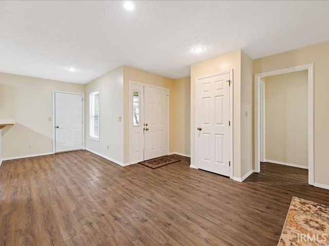 3811 S Pepper Chase, Bloomington, IN 47401